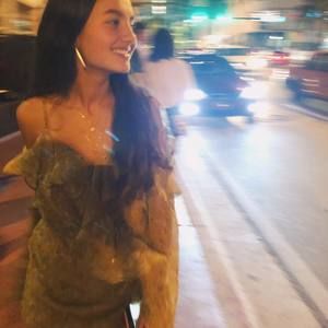 Meet your Posher, Manuela